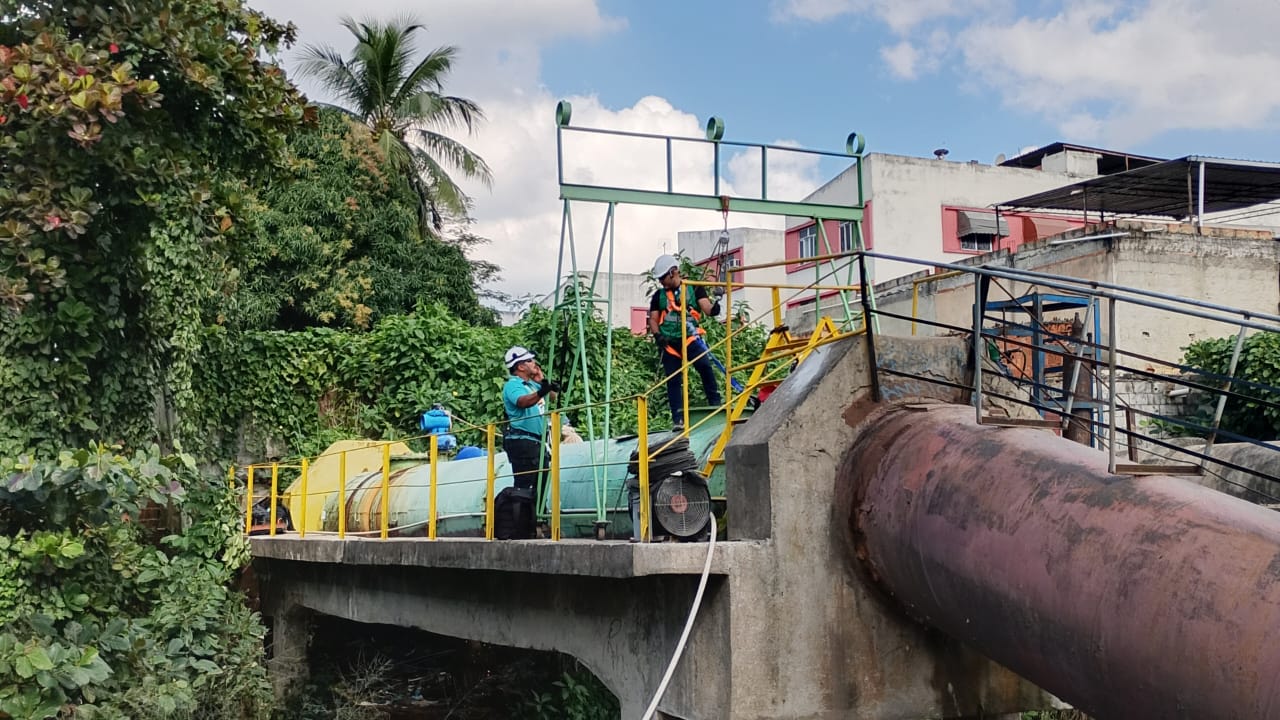 Águas do Rio realiza melhorias no abastecimento e elimina desperdício diário de 2,4 milhões de litros de água durante manutenção de Ribeirão das Lajes